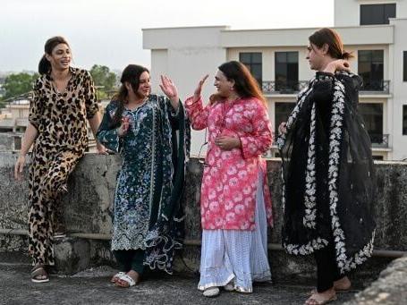 Pakistan's trans people struggle to get safe surgery